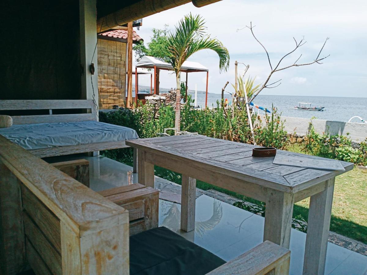 Solaluna Beach Homestay Amed Exterior foto