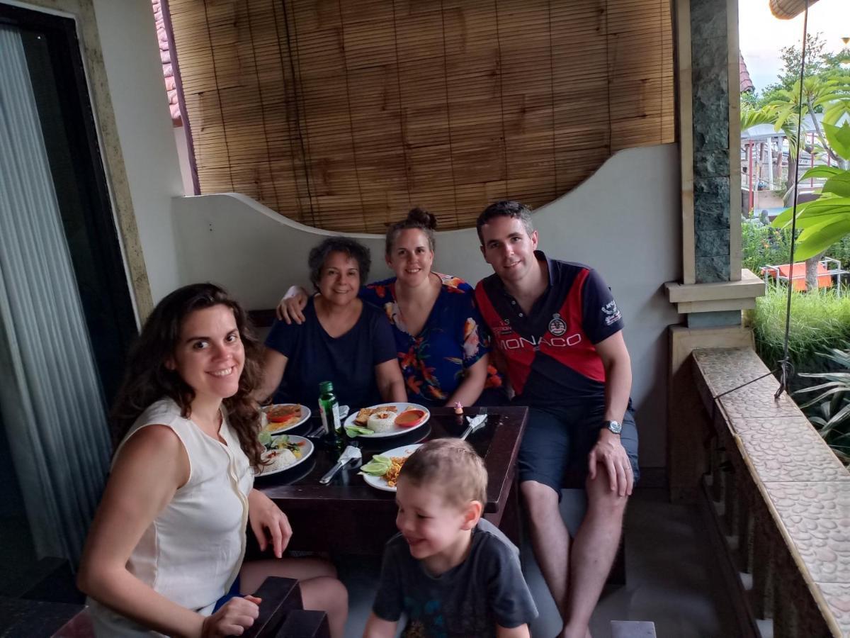 Solaluna Beach Homestay Amed Exterior foto